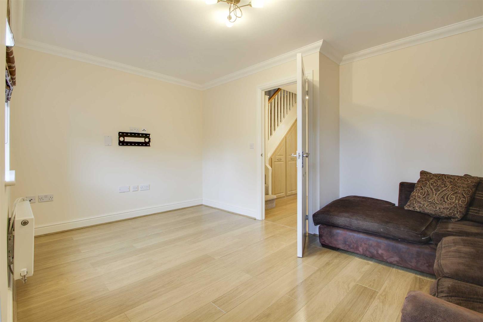 Selkirk Drive, Oakridge Park, Milton Keynes